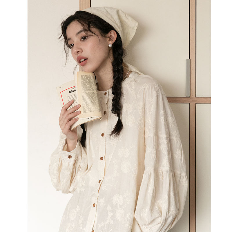 2024 autumn new French literary round neck embroidery gentle round neck hollow jacquard lantern sleeve long sleeve shirt women